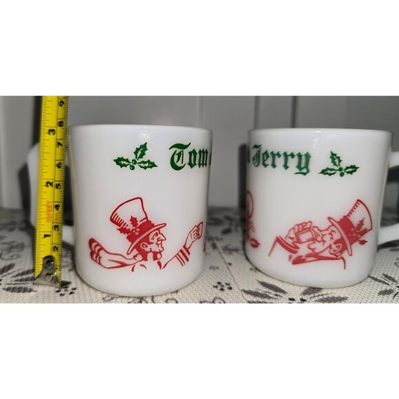 Vintage 1960s–1970s Tom and Jerry Milk Glass Mugs – Set of 2 - Picture 8 of 11